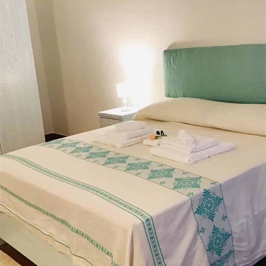 L’asfodelo Bed and Breakfast La Maddalena  Eksteriør billede